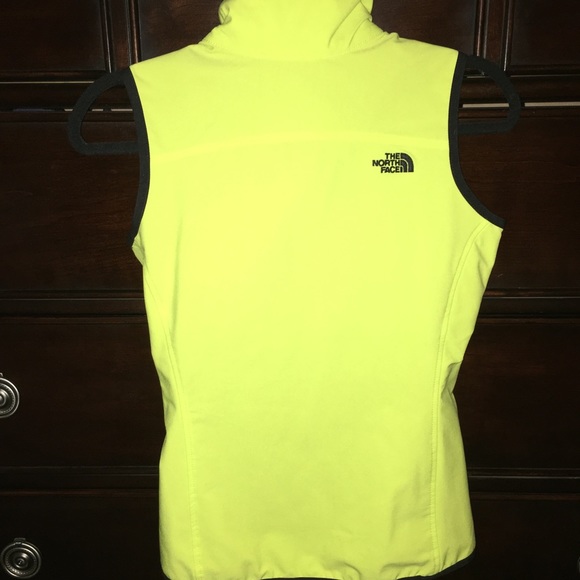 The North Face Nevado Vest XS - Picture 2 of 3